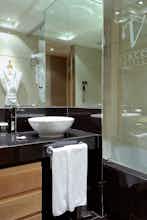 Hotel Vincci Frontaura photo 4
