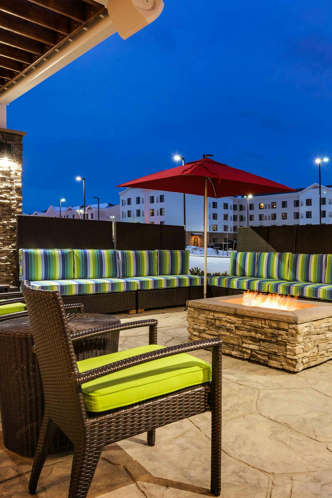 Hotel Home2 Suites by Hilton Anchorage/Midtown photo 1