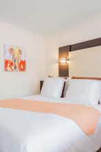 Hotel Hôtel Galaxie, Nice Aéroport, The Originals City photo 1