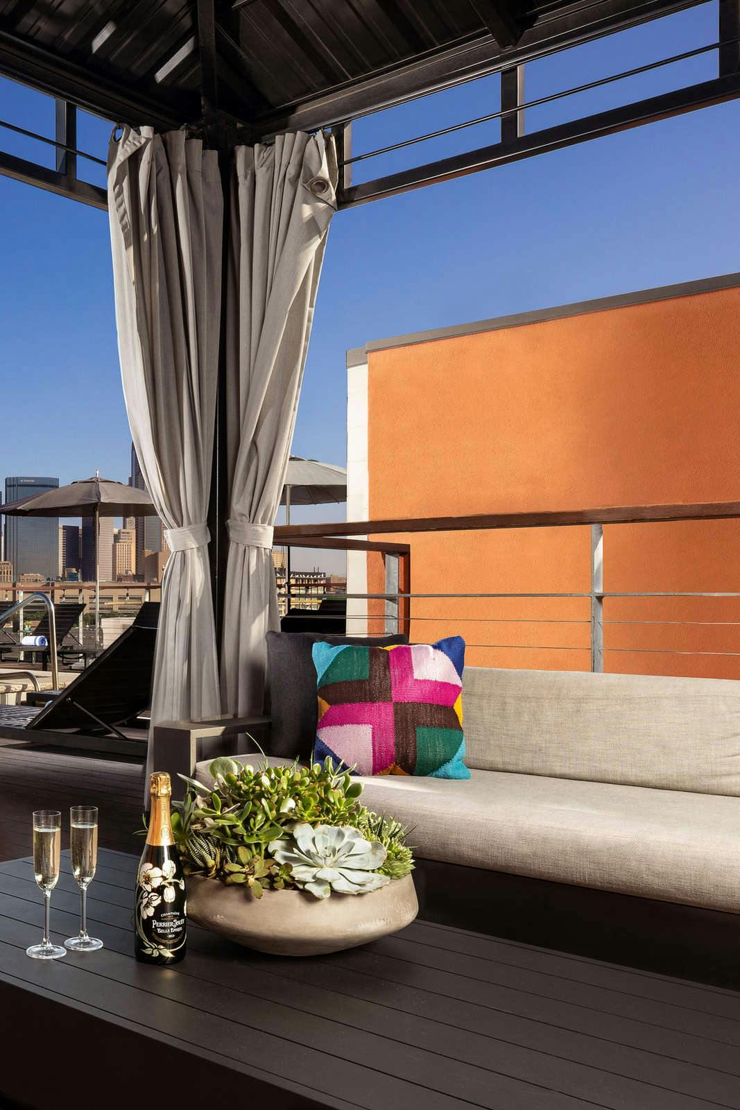 Hotel CANVAS Hotel Dallas photo 3