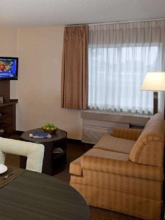 Hotel Sonesta Simply Suites Parsippany Morris Plains photo 4