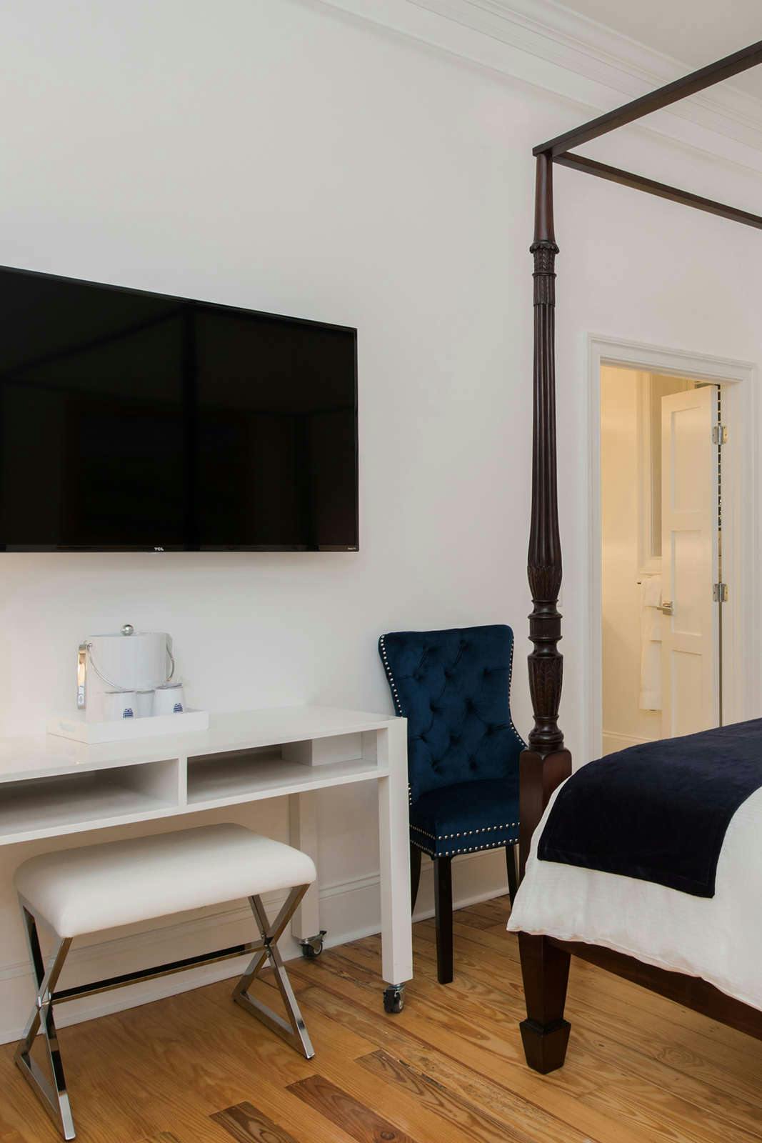 Hotel 20 South Battery photo 2