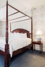 Hotel Simsbury 1820 House photo 1