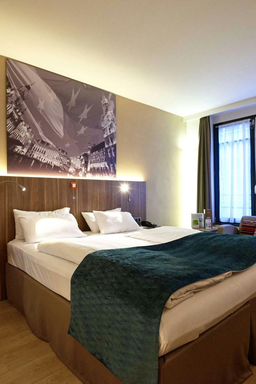 Hotel Holiday Inn Brussels Schuman photo 5