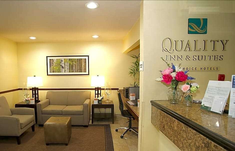 Hotel Quality Inn & Suites Lacey Olympia photo 4