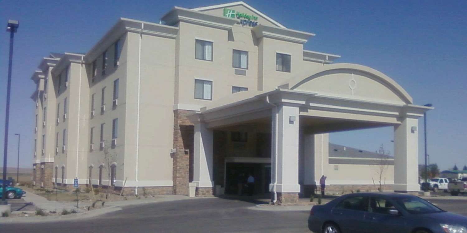 Holiday Inn Express Hotel & Suites Sidney