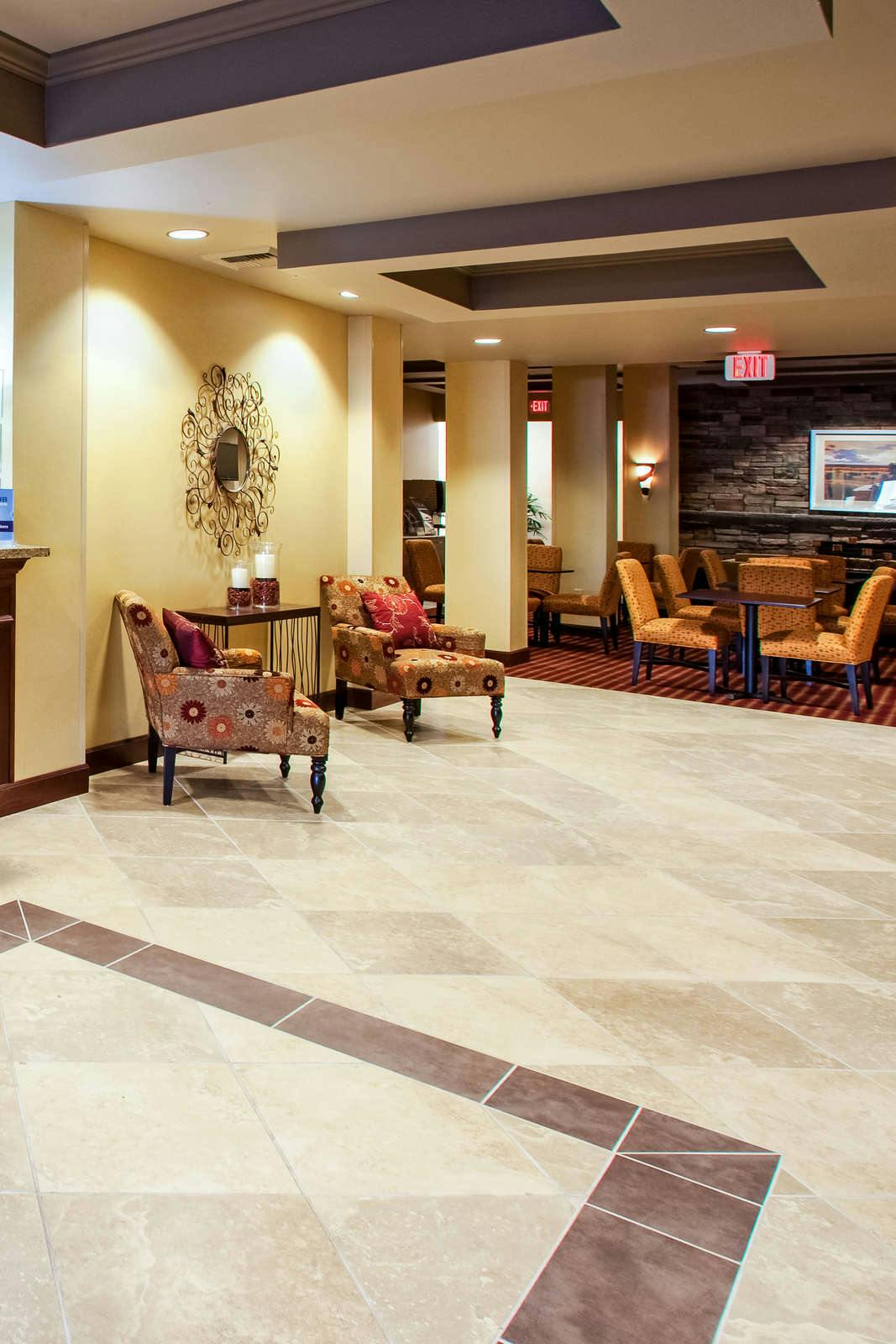 Hotel Holiday Inn Express Hotel & Suites American Canyon photo 5