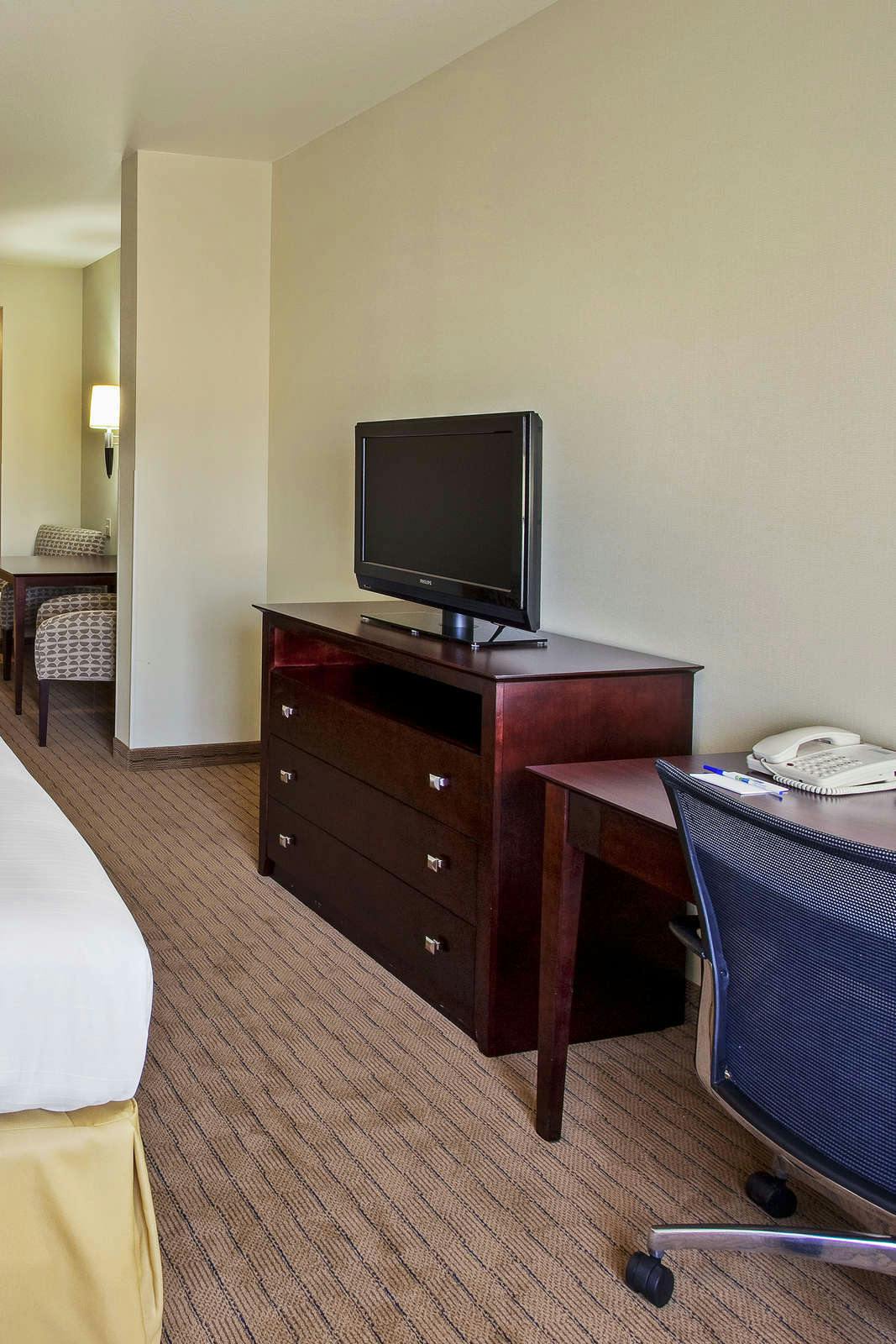 Hotel Holiday Inn Express Hotel & Suites American Canyon photo 3