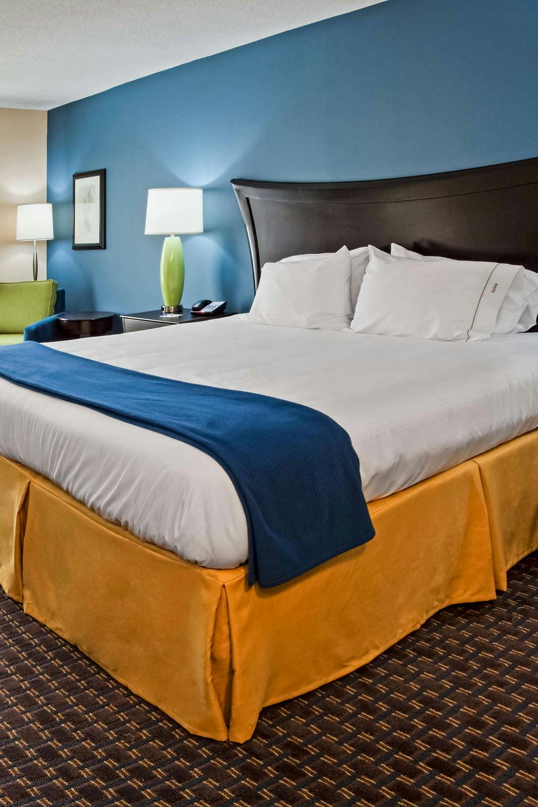 Hotel Holiday Inn Express Hotel & Suites Largo Clearwater photo 2