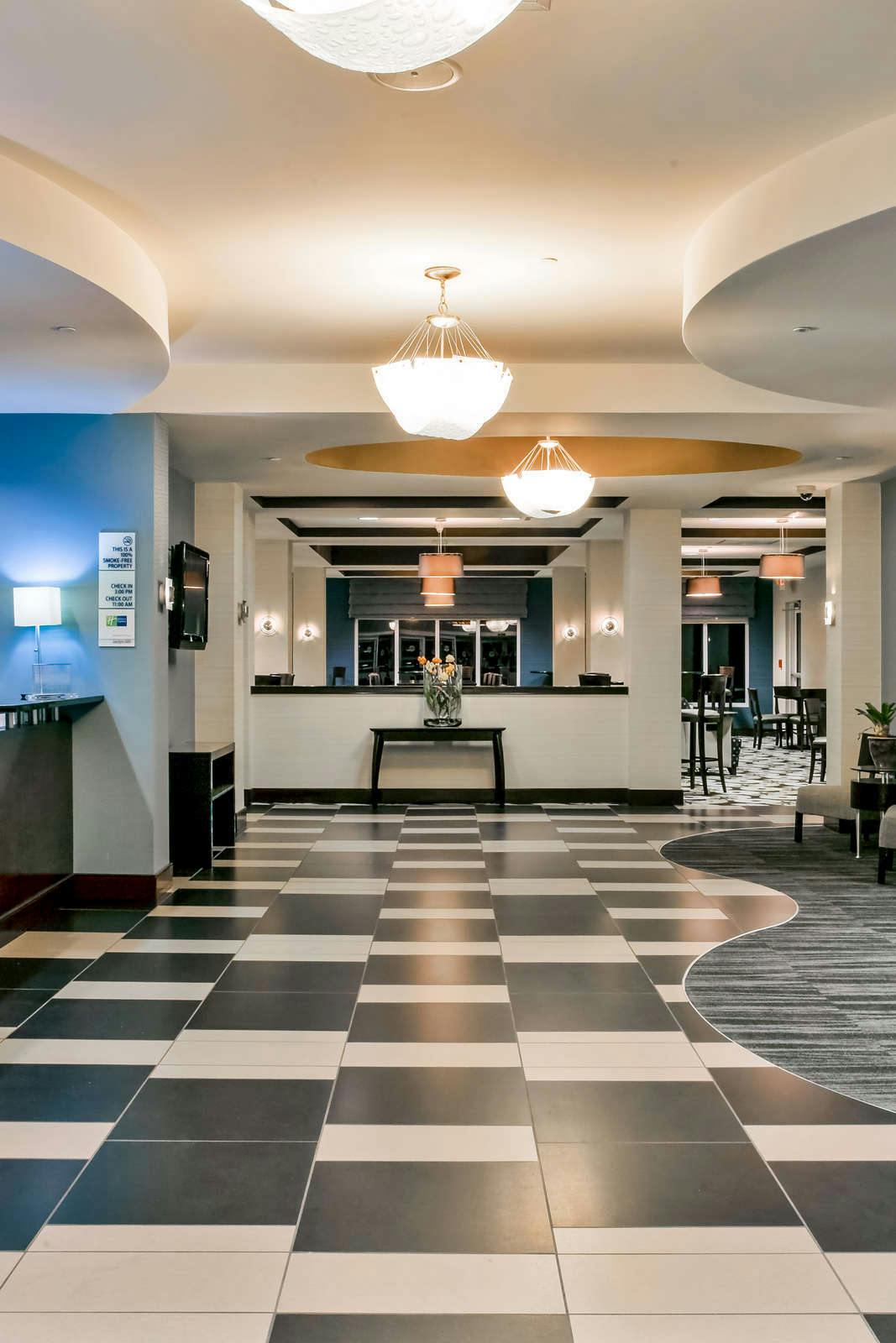 Hotel Holiday Inn Express Hotel & Suites Largo Clearwater photo 5