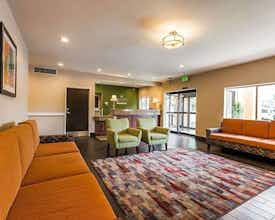 Hotel Quality Inn & Suites Birmingham - Highway 280 photo 2