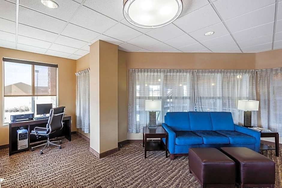 Hotel Comfort Inn photo 1