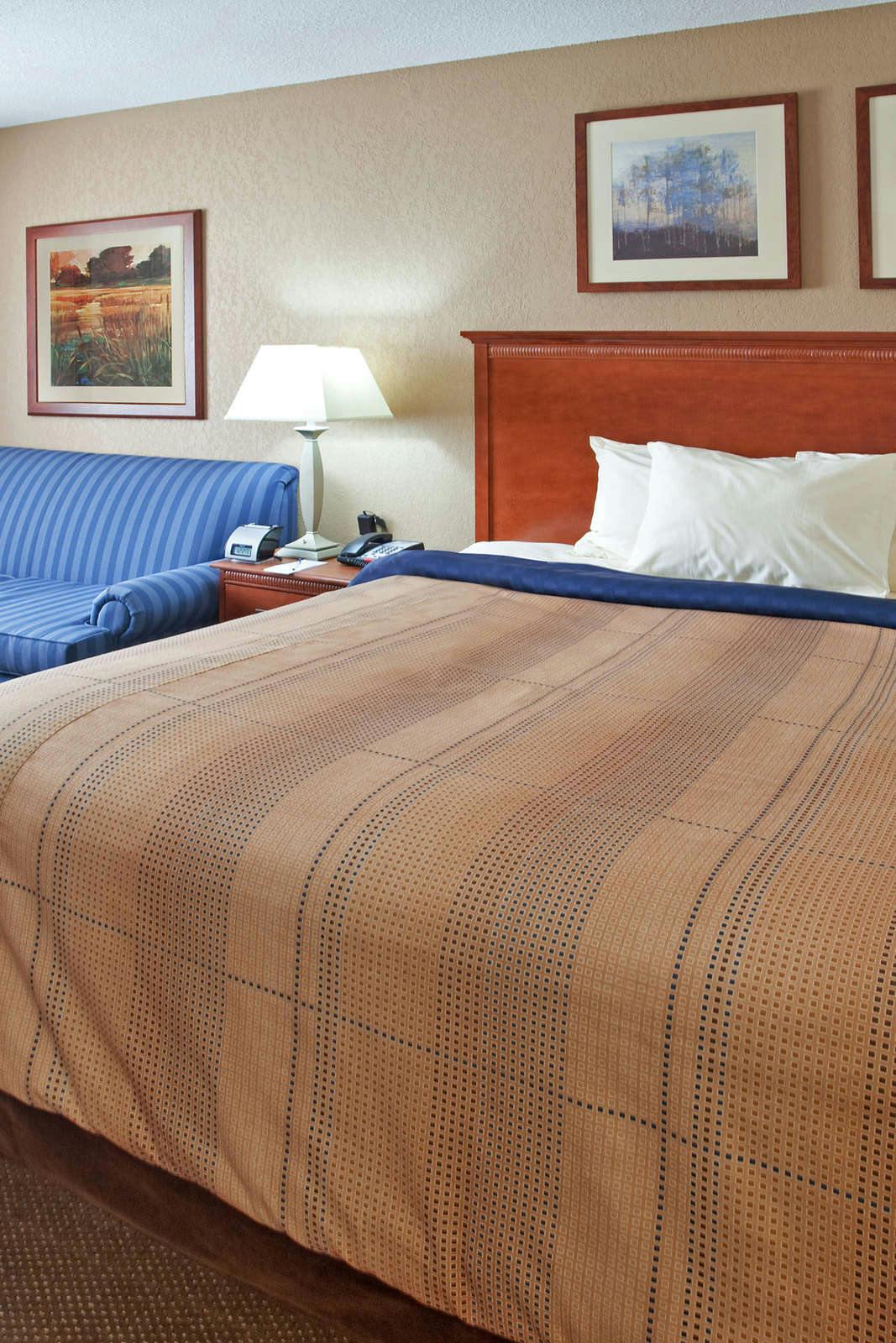 Hotel Candlewood Suites Elgin photo 1