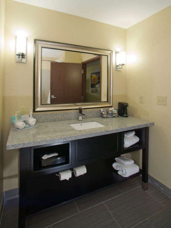 Hotel Holiday Inn Express Hotel & Suites Morrilton photo 4