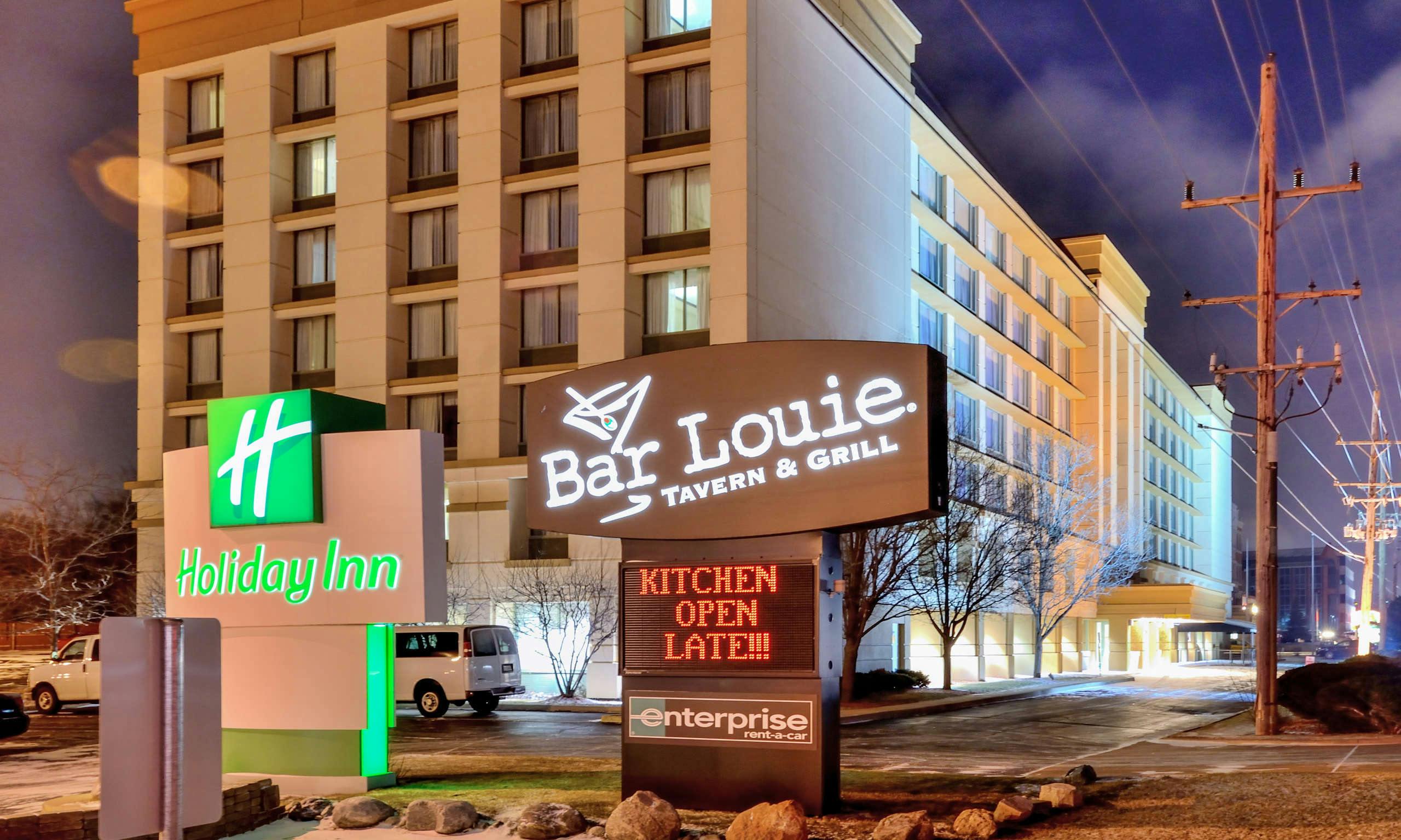 Holiday Inn Chicago Oakbrook