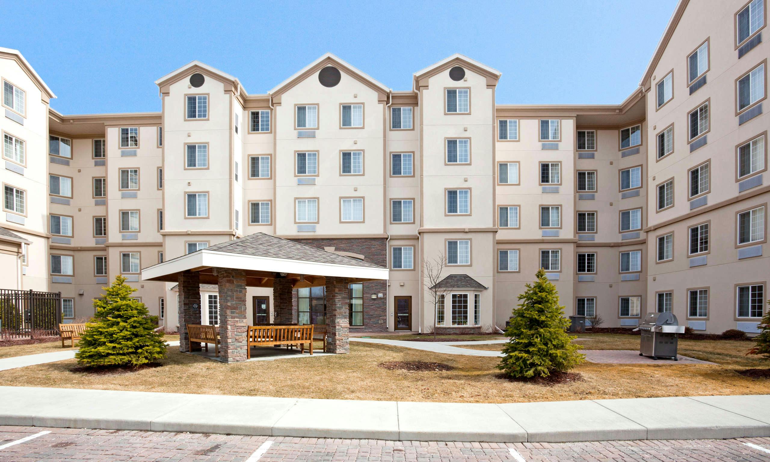 Staybridge Suites Milwaukee Airport South
