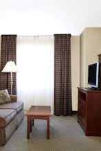 Hotel Staybridge Suites Milwaukee Airport South photo 4