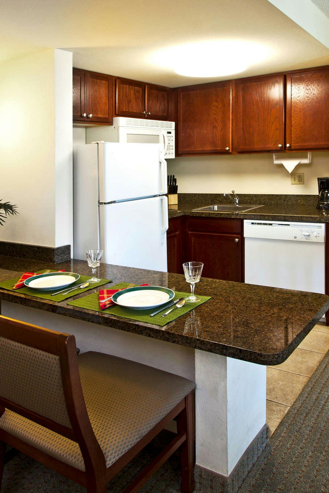 Hotel Staybridge Suites Tampa East Brandon photo 5