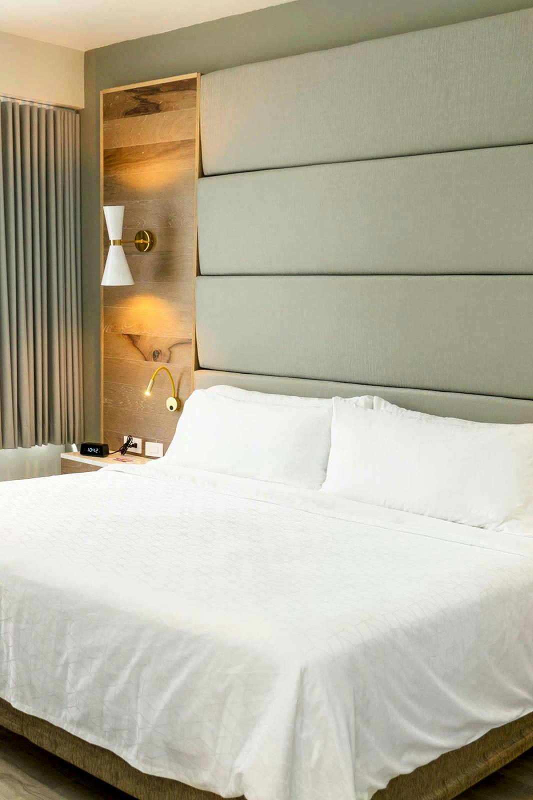 Hotel Holiday Inn Express San Juan Condado photo 1