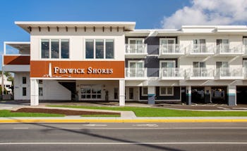 Fenwick Shores, Tapestry Collection by Hilton