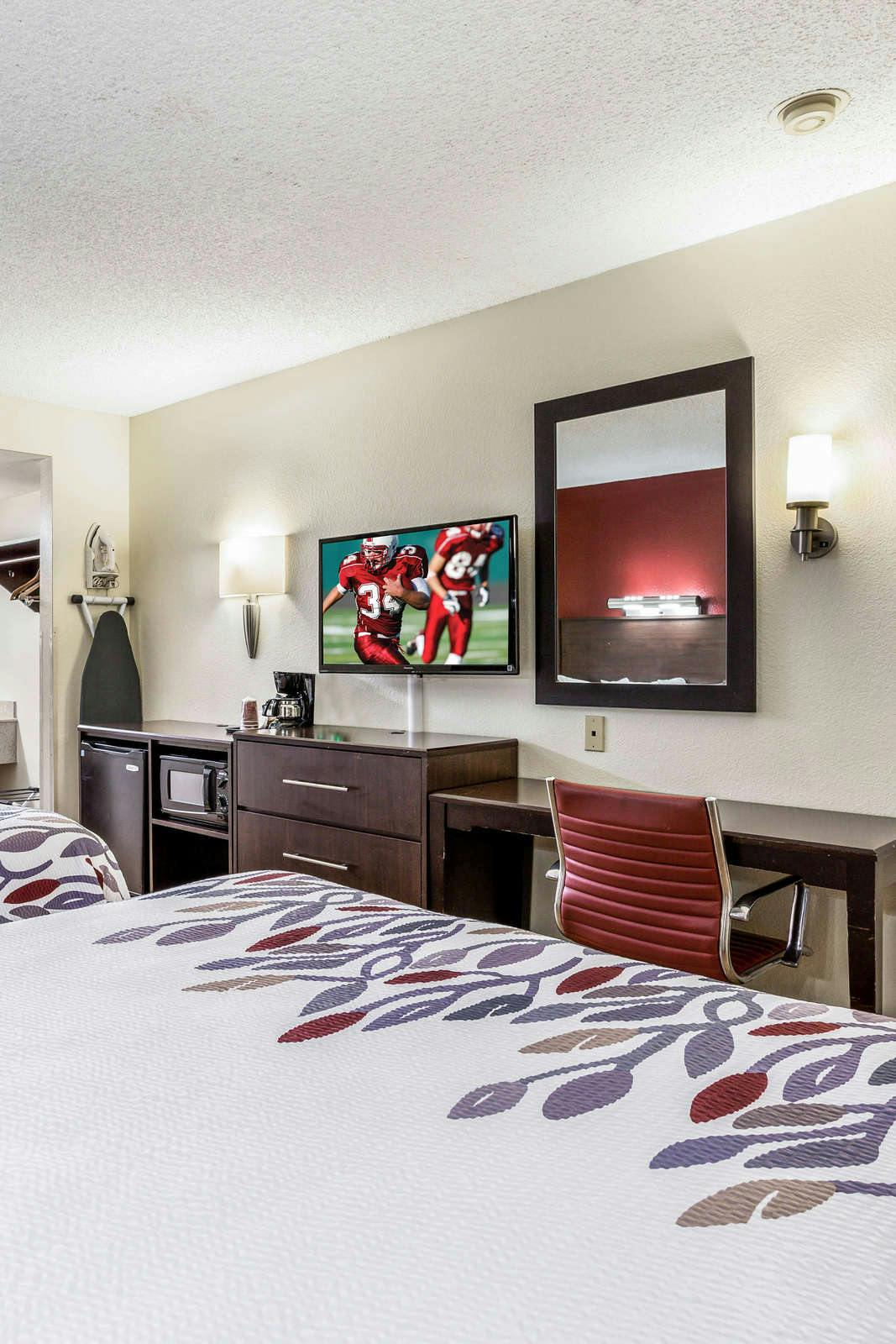 Hotel Red Roof Inn Gallup photo 4