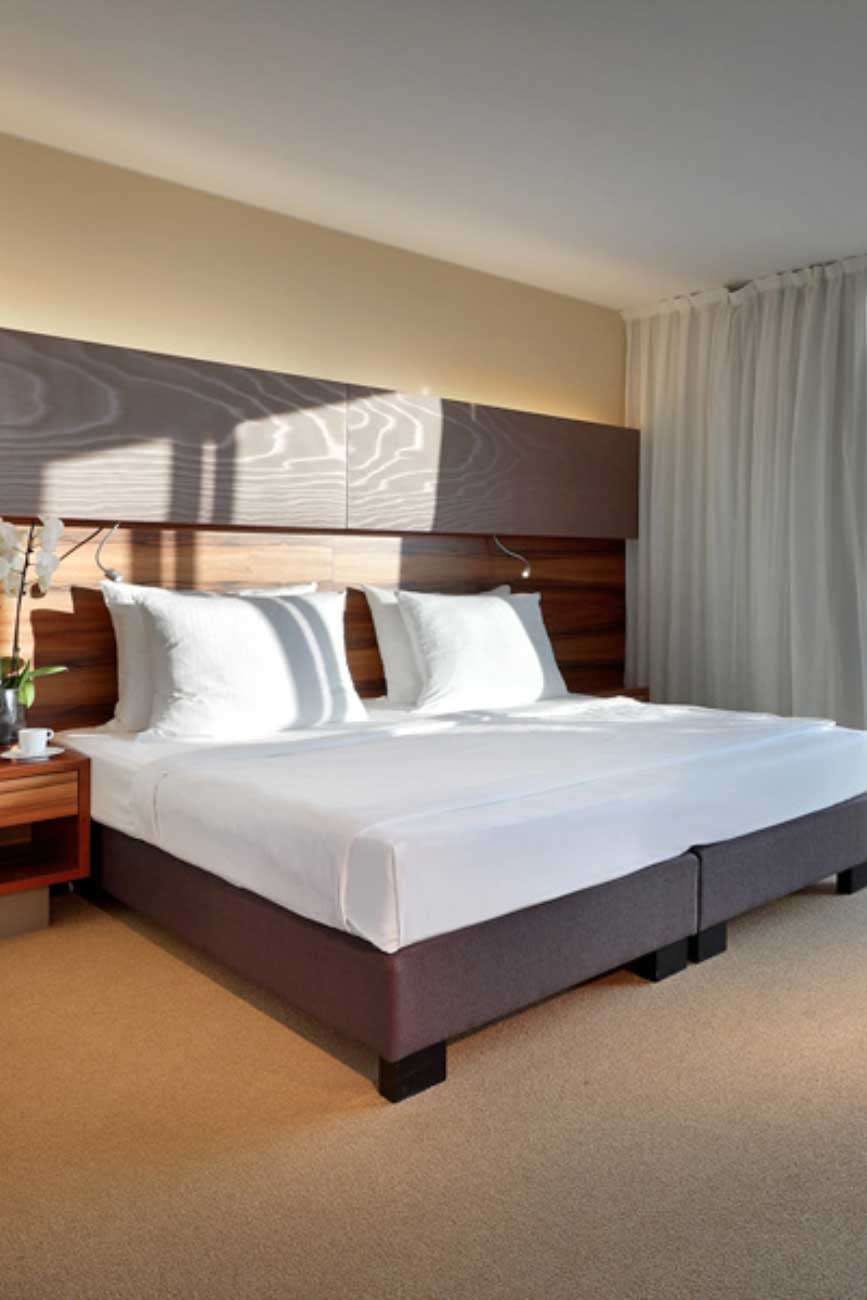 Hotel Eurostars Embassy photo 1