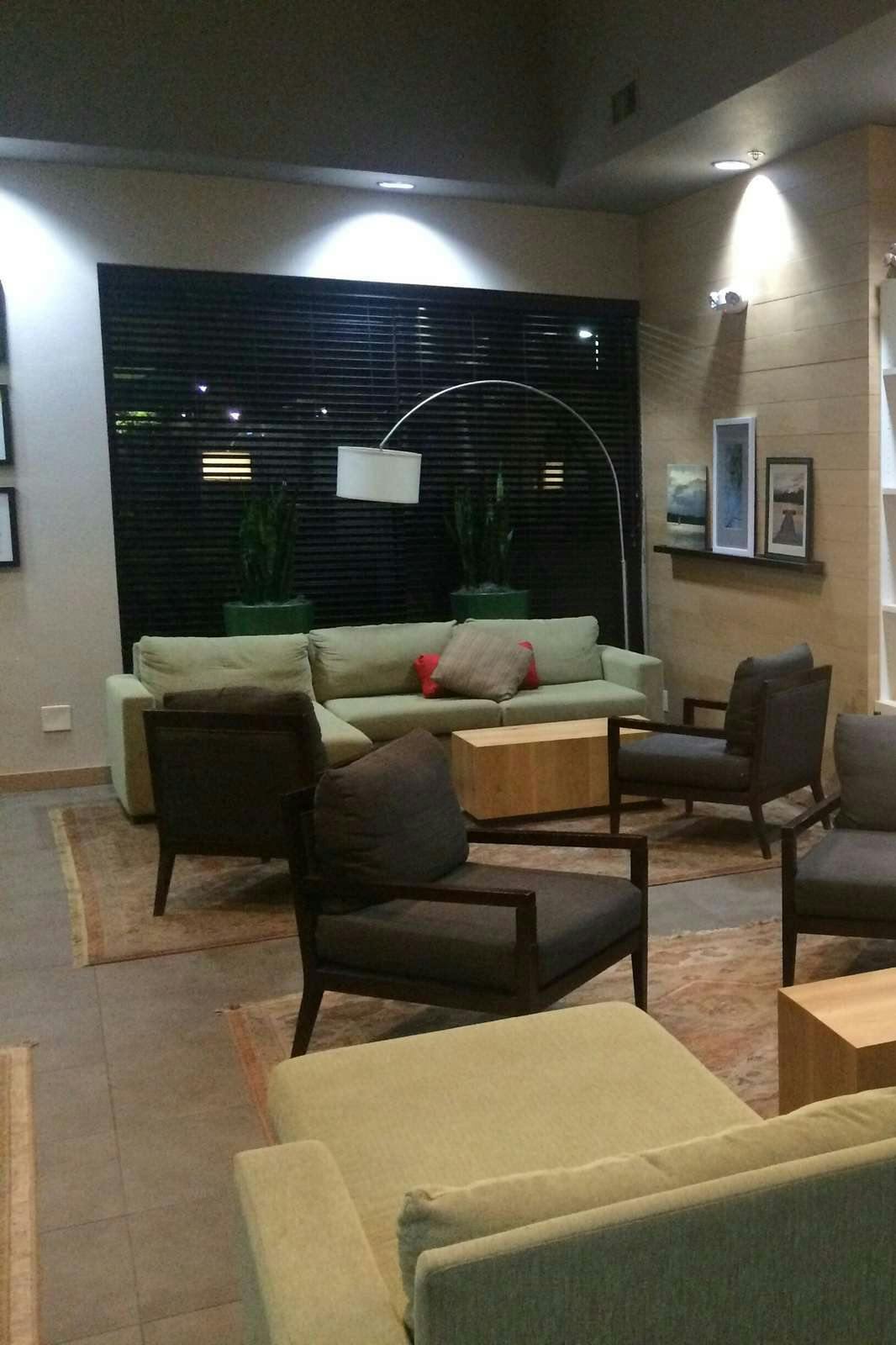 Hotel GreenTree Inn and Suites Phoenix Sky Harbor photo 5