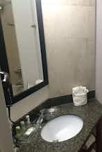 Hotel GreenTree Inn and Suites Phoenix Sky Harbor photo 5