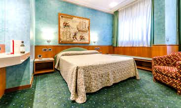 Hotel Brunelleschi Hotel Milan photo 1