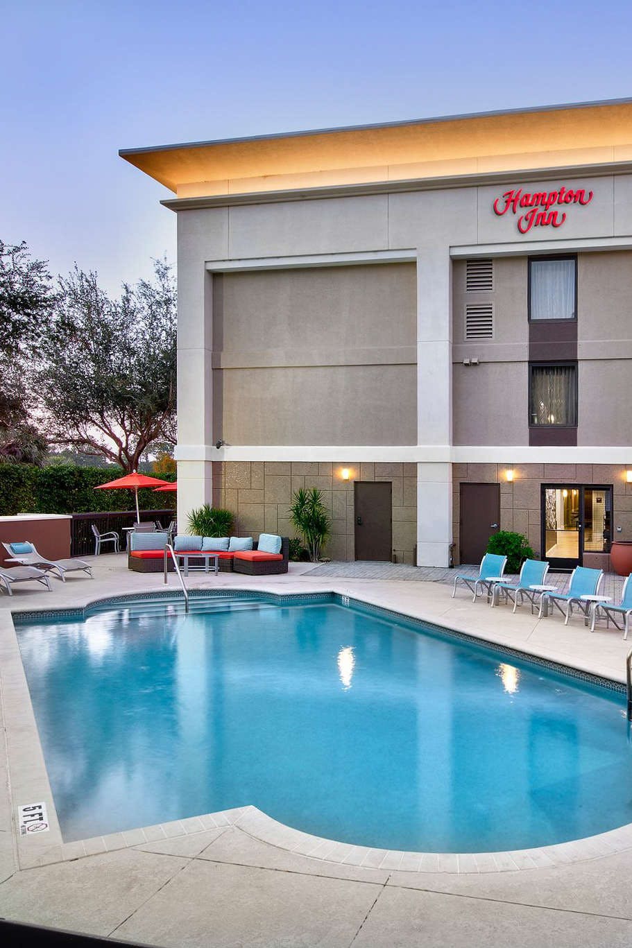 Hotel Hampton Inn Naples I-75 photo 1