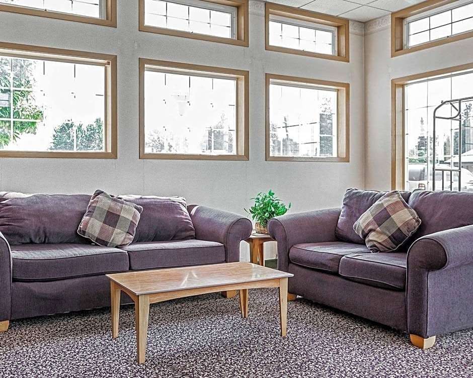 Hotel Quality Inn Tulalip - Marysville, WA photo 1