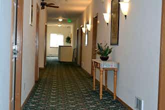 Hotel Anaco Bay Inn photo 1