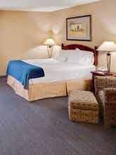 Hotel Holiday Inn Express Jamestown photo 4