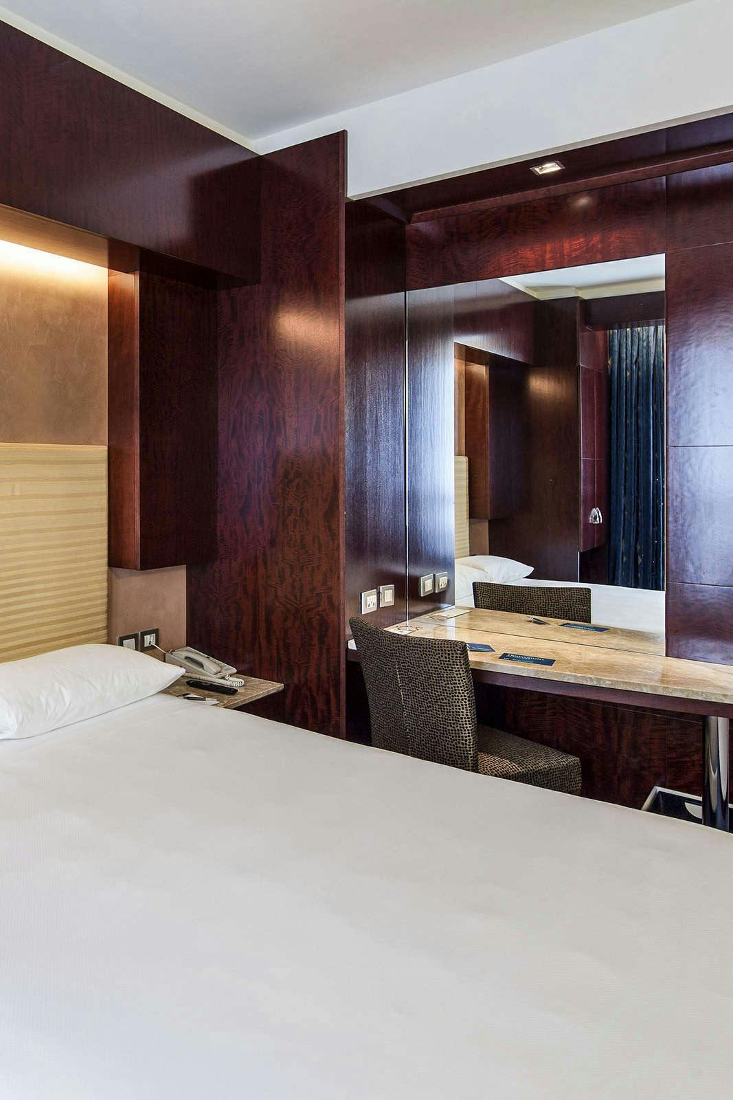 Hotel NH Collection Roma Centro photo 4