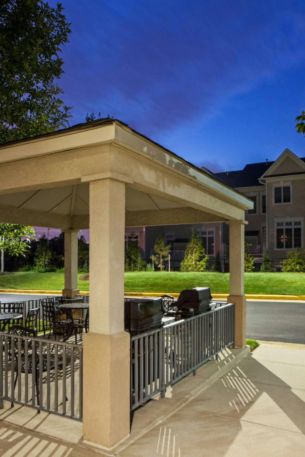 Hotel Candlewood Suites Washington Fairfax photo 1