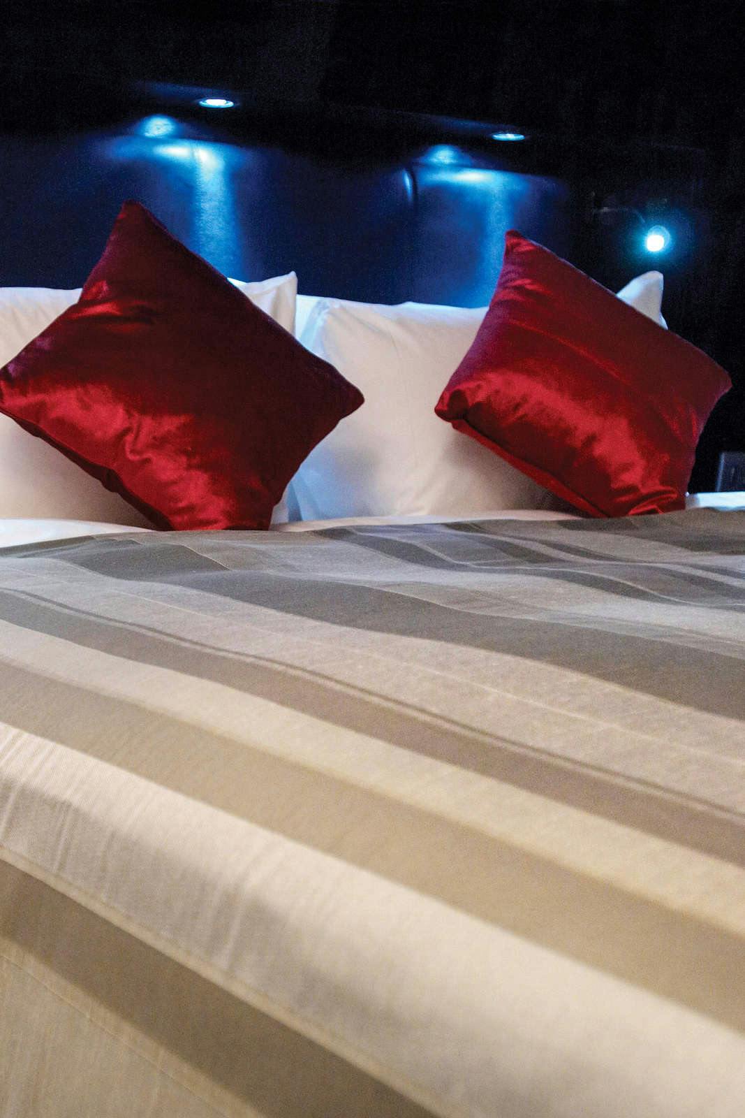 Hotel Crowne Plaza Manchester City Centre photo 3