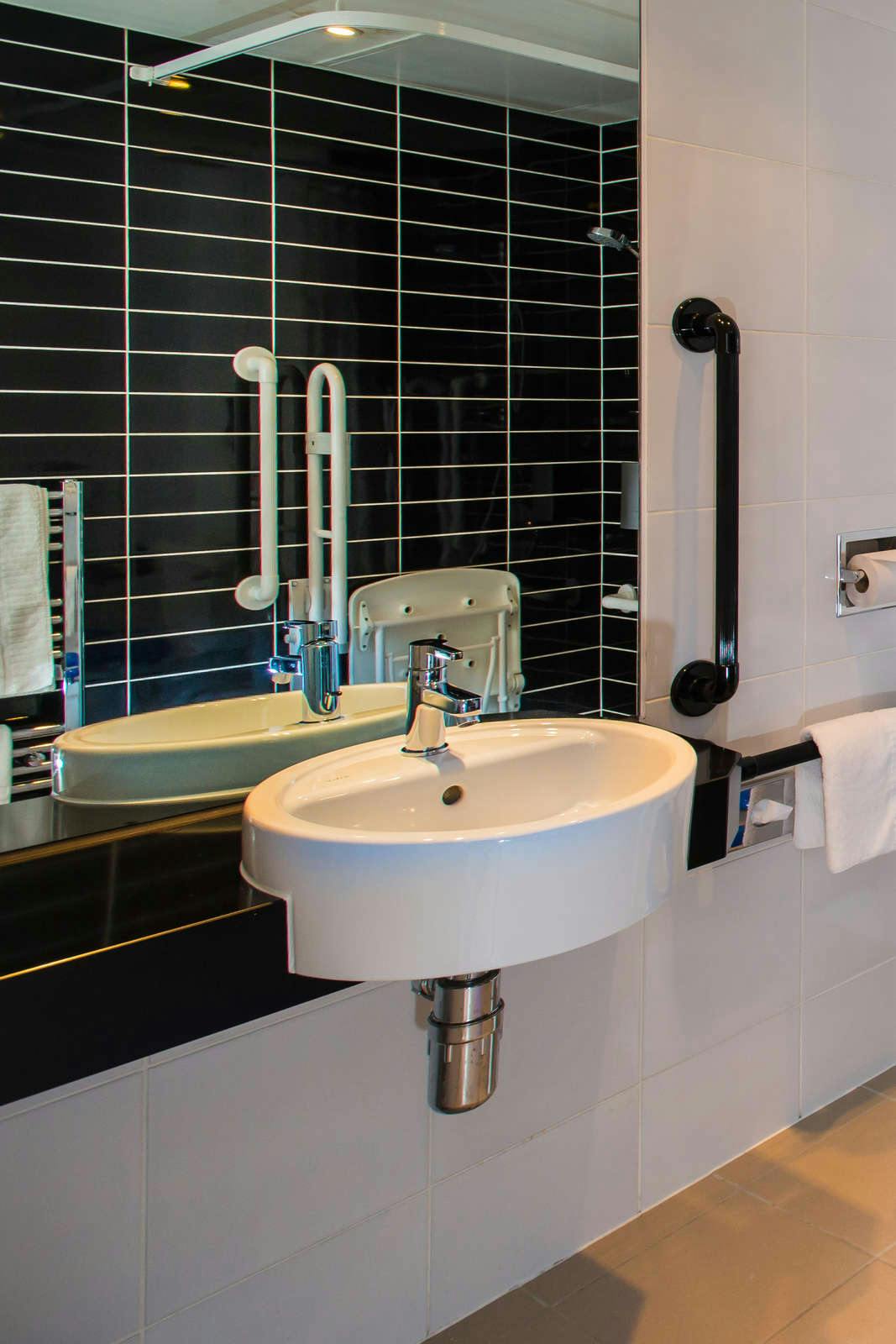 Hotel Holiday Inn Express Birmingham Snow Hill photo 5