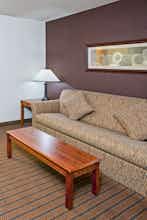 Hotel Holiday Inn Express Grand Rapids SW photo 4