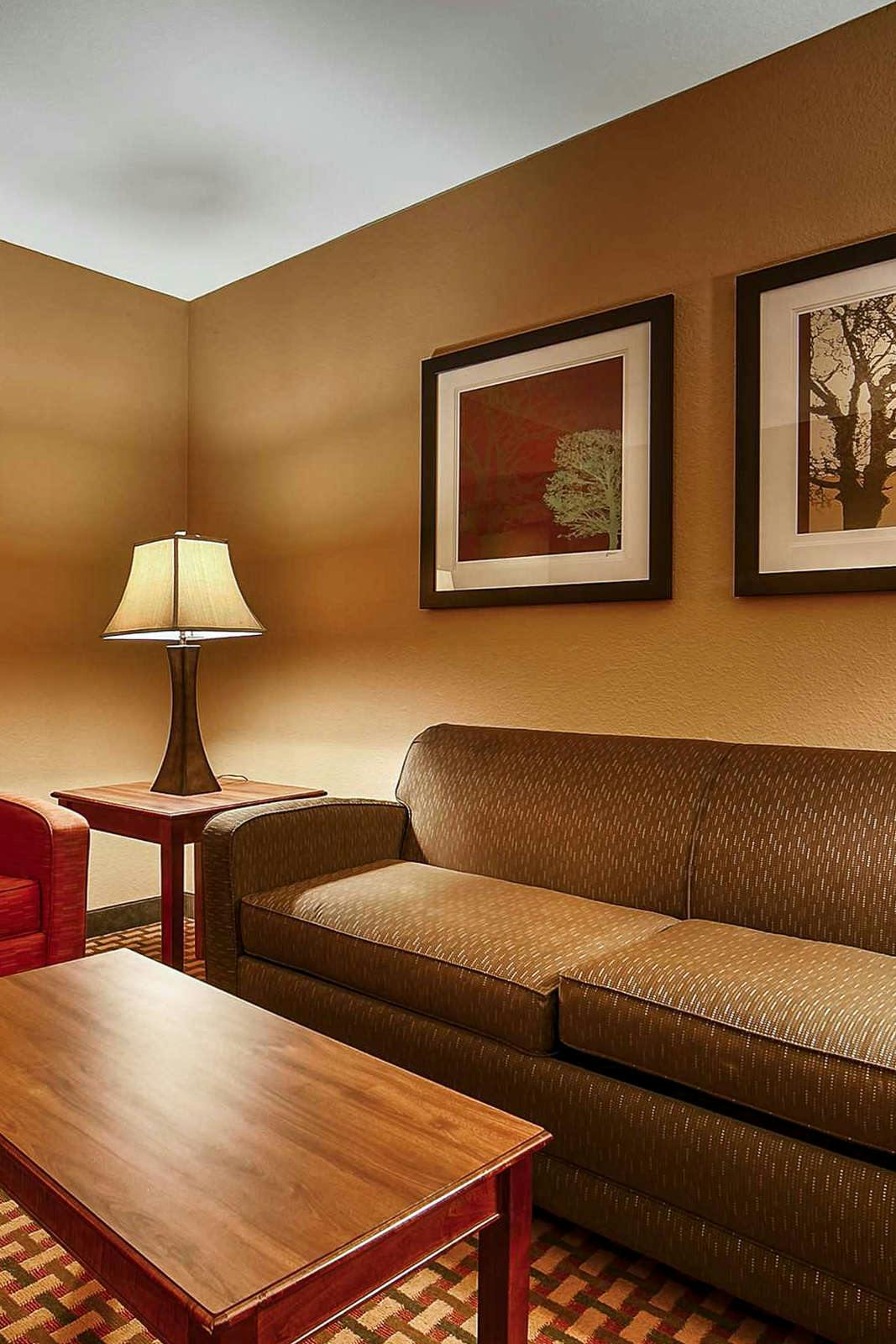 Hotel Best Western Plus Lake Lanier/gainesville Hotel & Suites photo 4