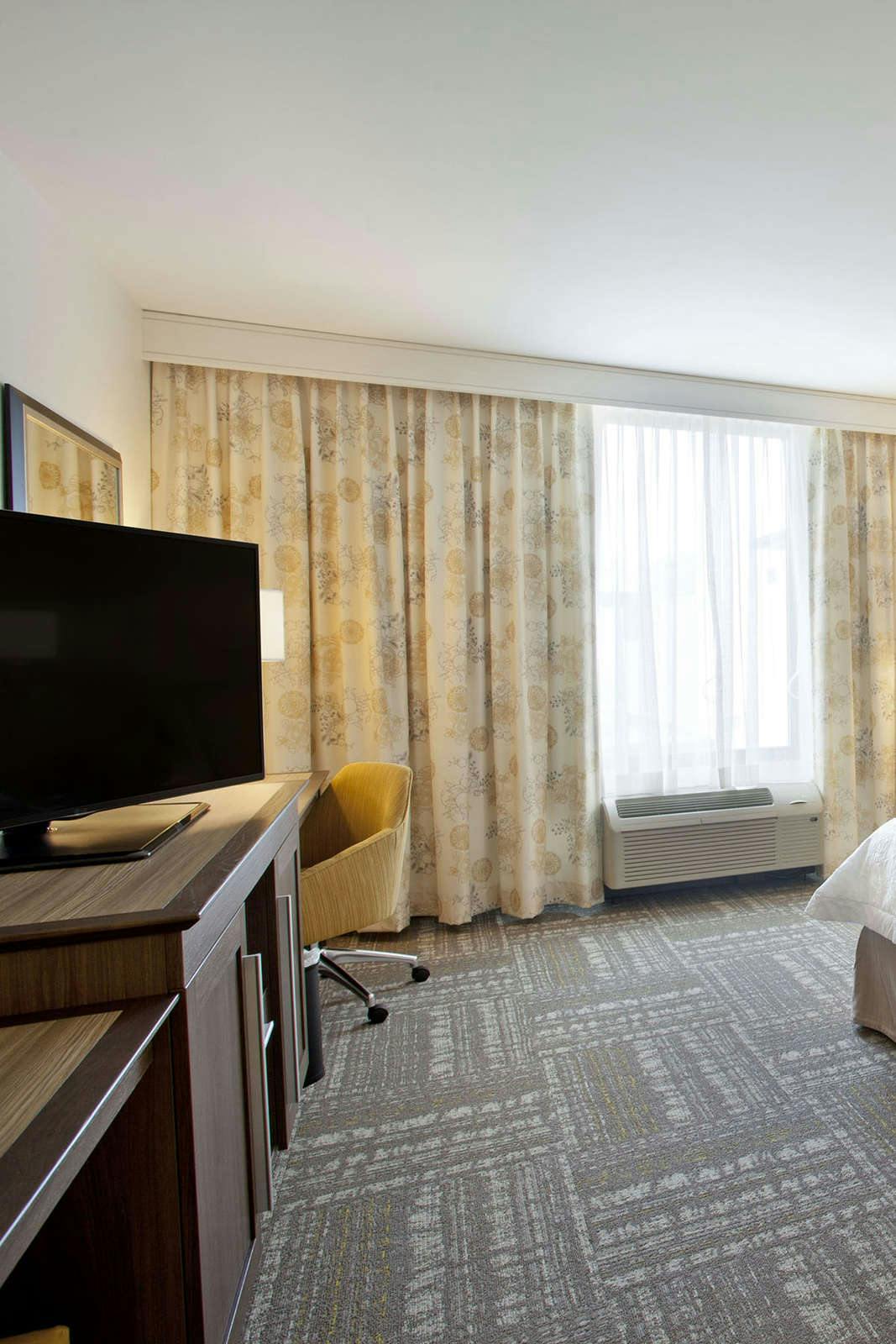 Hotel Hampton Inn and Suites Minneapolis Downtown photo 4