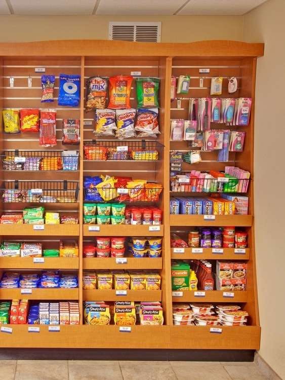 Hotel Candlewood Suites Williston photo 4