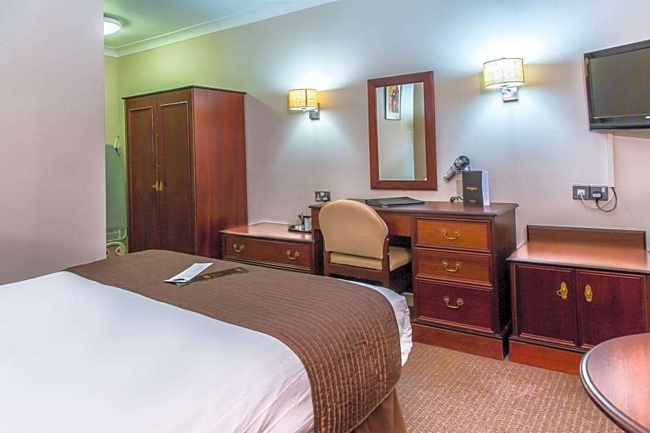 Hotel The Regency Hotel, Solihull photo 2