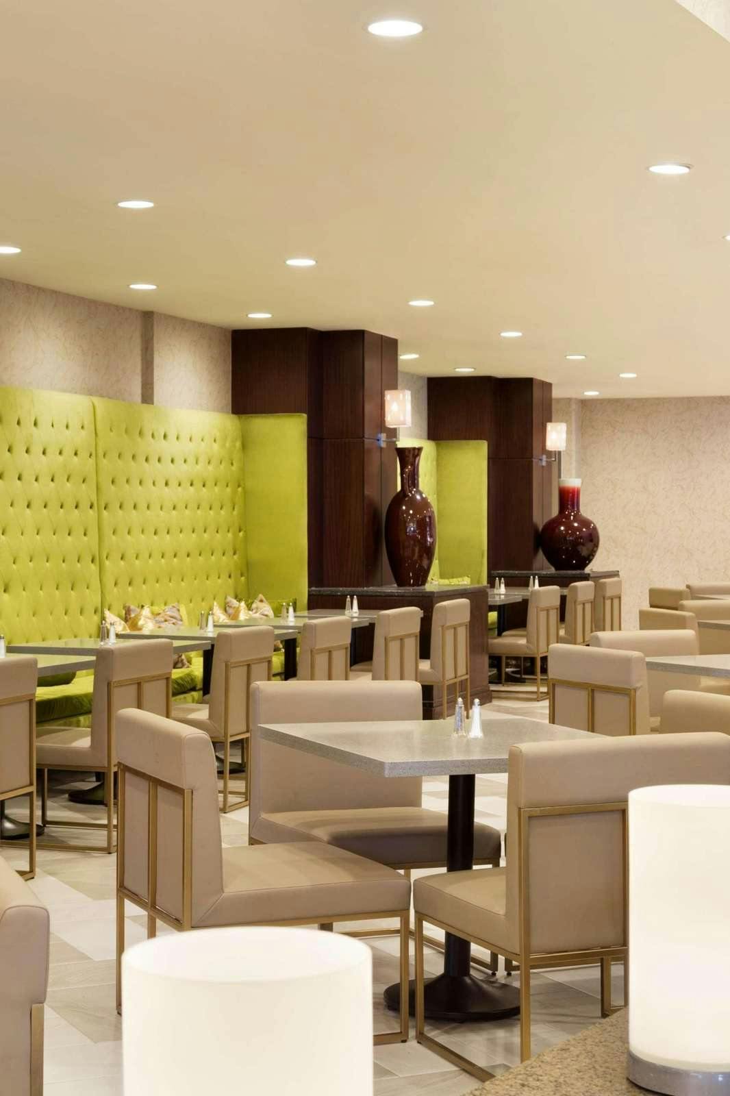 Hotel Embassy Suites Los Angeles - Glendale photo 4