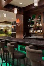 Hotel Embassy Suites Los Angeles - Glendale photo 5