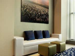 Hotel Doubletree By Hilton Cedar Rapids Convention Complex photo 3