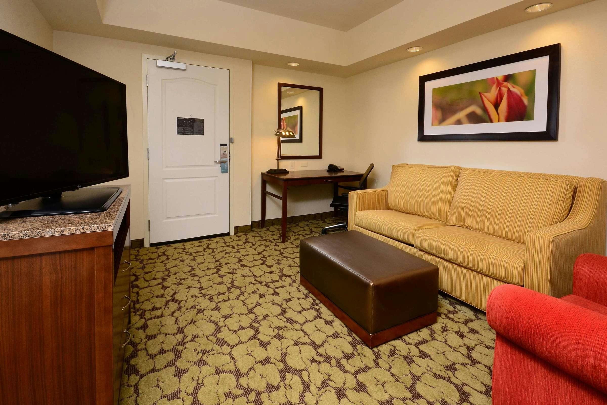 Hotel Hilton Garden Inn Greensboro Airport photo 5