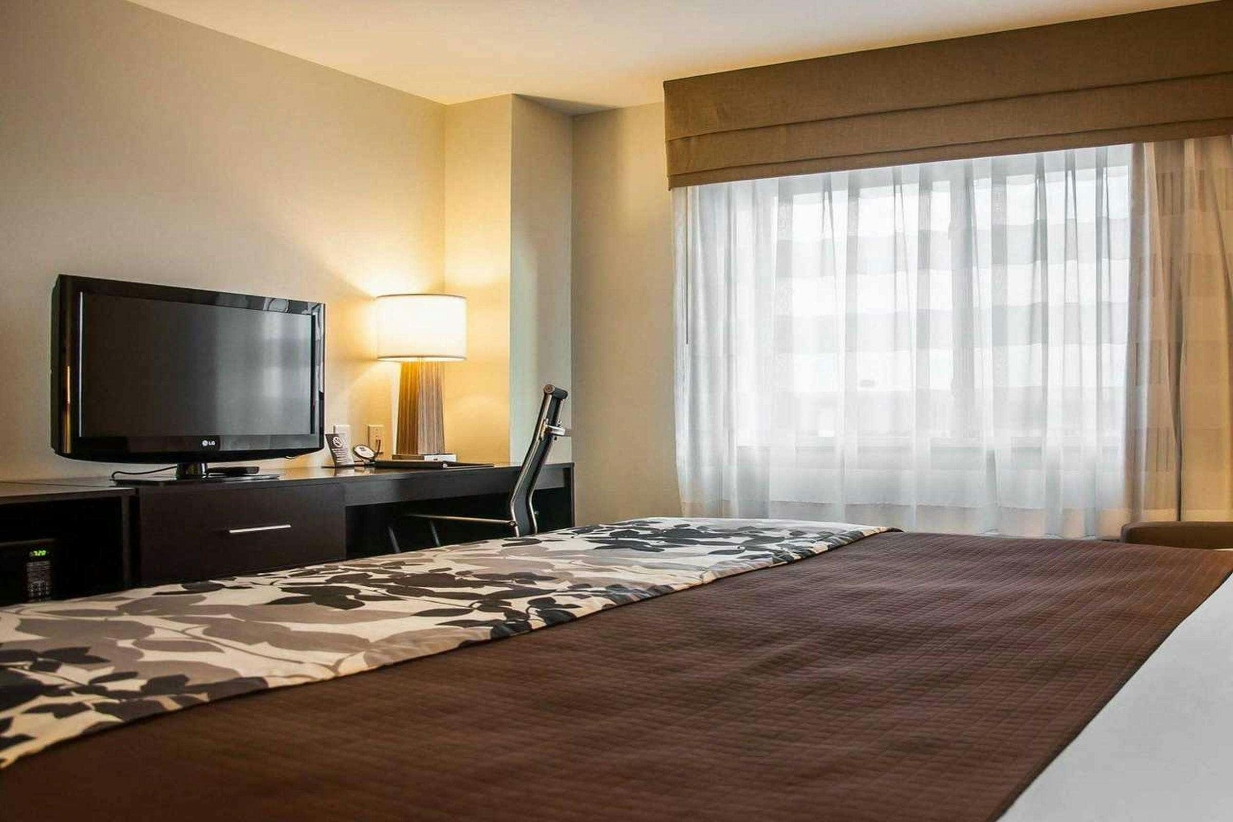 Hotel Sleep Inn & Suites Bismarck I-94 photo 3