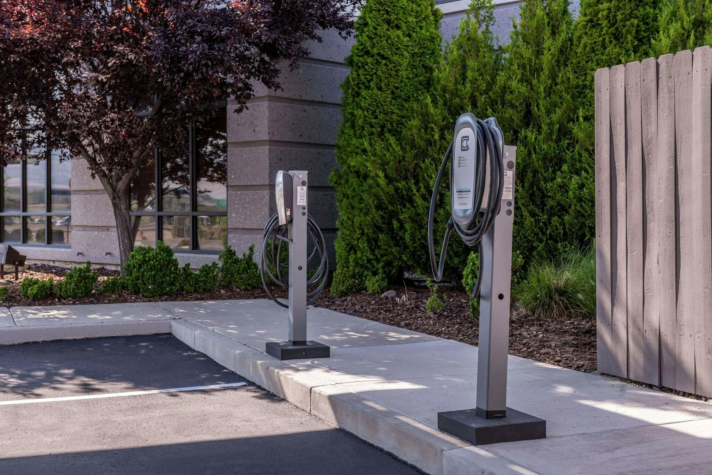 Hotel Hampton Inn & Suites Carson City photo 2