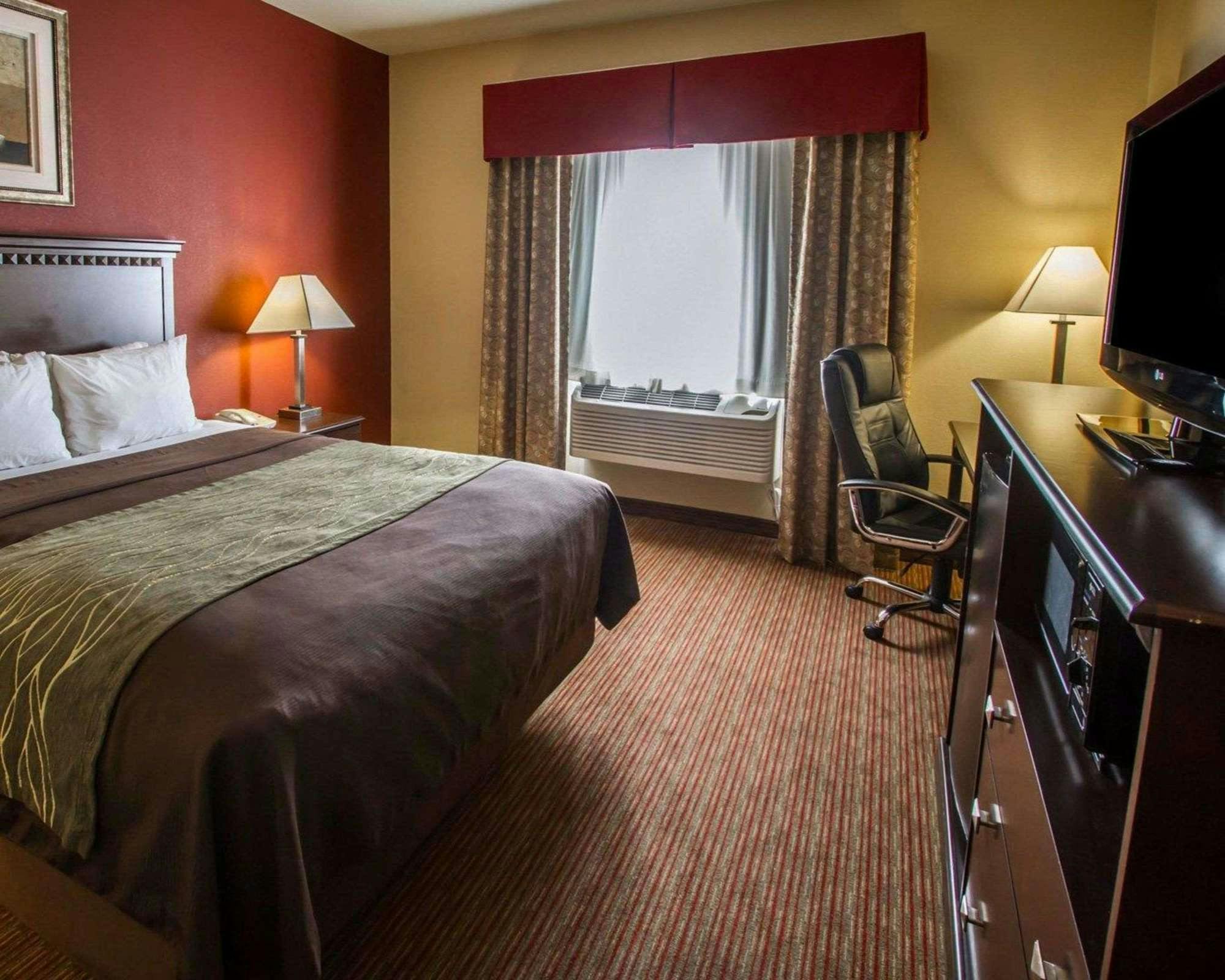 Hotel Comfort Inn Phoenix Central City photo 4