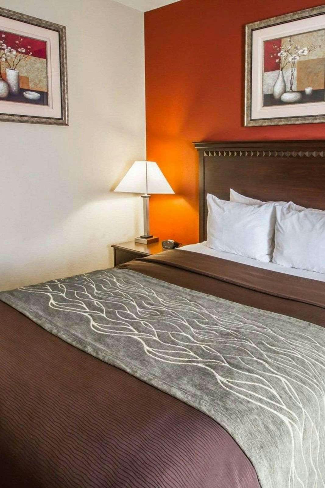 Hotel Comfort Inn Phoenix Central City photo 1